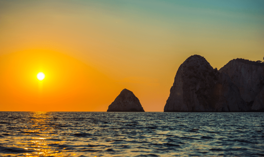 Sunsets on Zakynthos: The Ionian Sea’s Daily Masterpiece — and Where to Watch It Perfectly